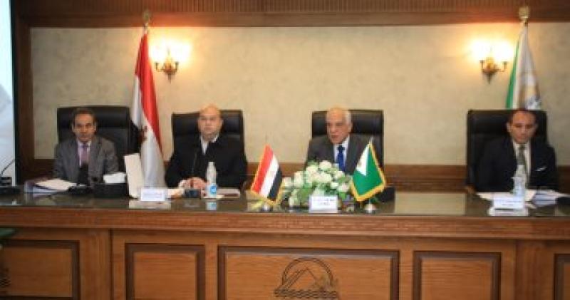 لقاء المجلس التنفيذي للمحافظة