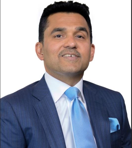 الدكتور شمشير فاياليل
