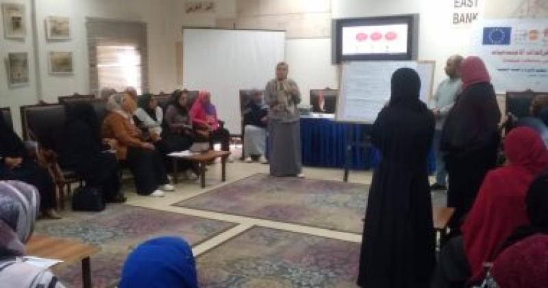 دورة الرائدات الإجتماعيات علي مشروع 2 كفاية