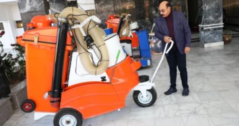 محافظ أسوان 