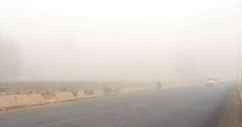 ضباب كثيف 