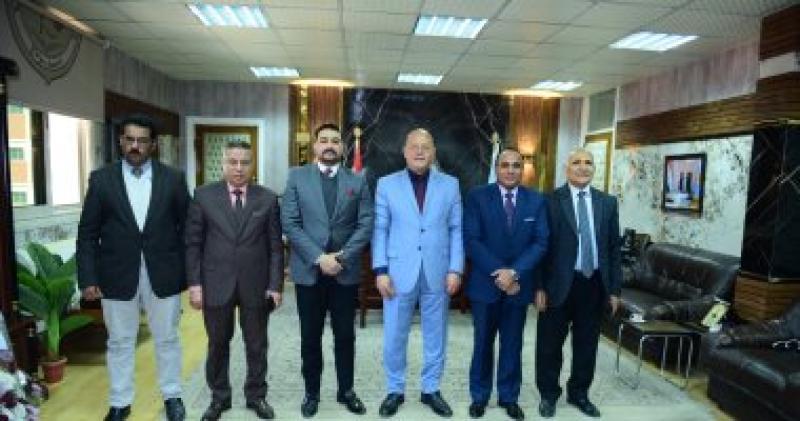 الدكتور حسان النعمانى رئيس جامعة سوهاج