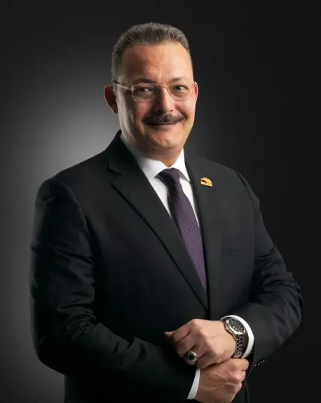 دكتور سمير صبري محمد أمين مقرر لجنة الاستثمار