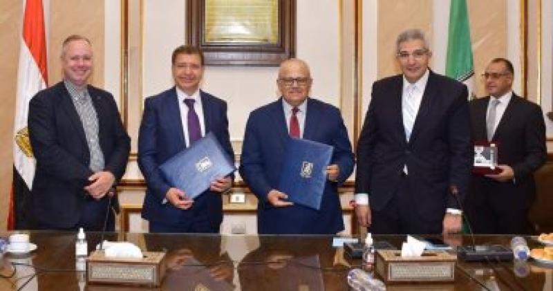 الدكتور محمد عثمان الخشت رئيس جامعة القاهرة