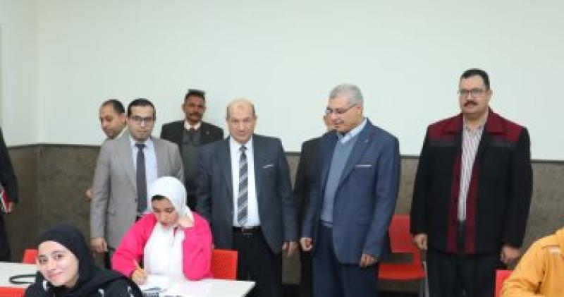 الدكتور خالد الدرندلي رئيس جامعة الزقازيق
