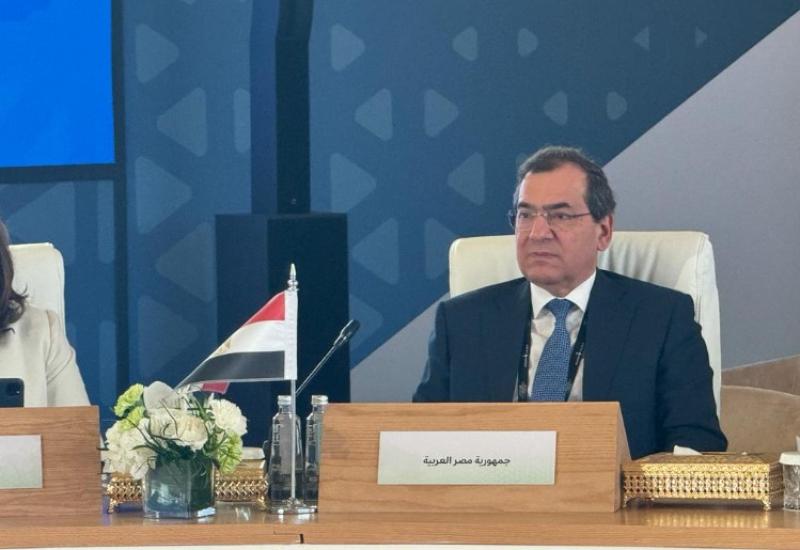  طارق الملا