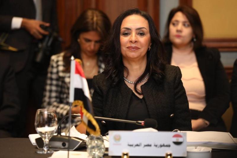  الدكتورة مايا مرسى