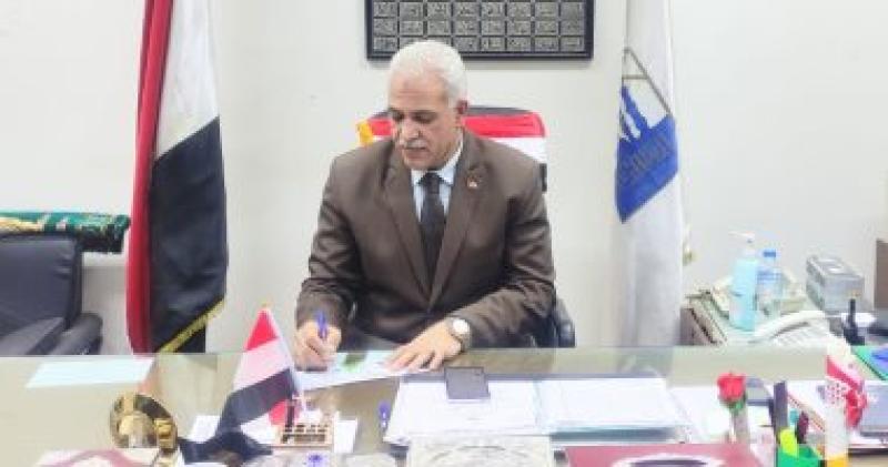 ايمن موسى 