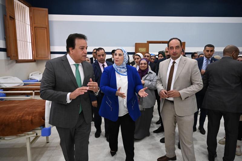 جانب من الافتتاح 