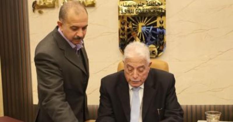 اللواء خالد فودة محافظ جنوب سيناء يصدق على قرارات التصالح