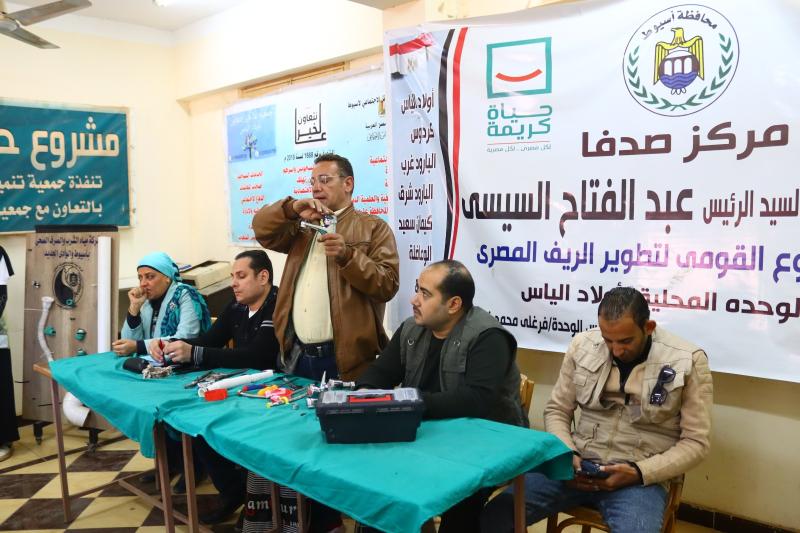 جانب من الندوة 