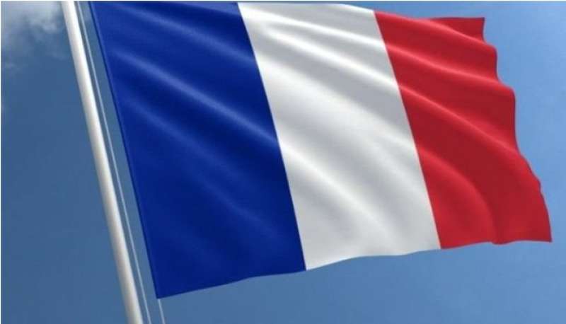 فرنسا