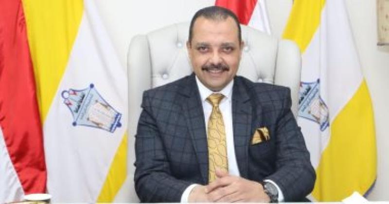 هشام فؤاد رئيس النقابة العامة للمرافق