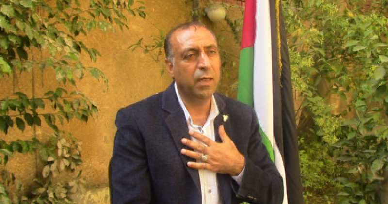 الدكتور أيمن الرقب أستاذ العلوم السياسية