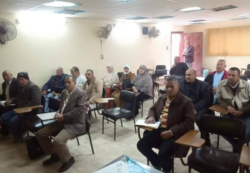جانب من الندوة 