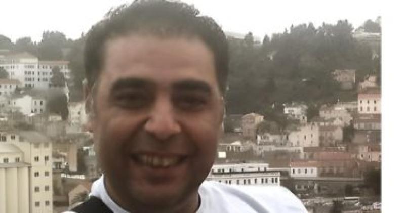 مدير فرقة على الحجار