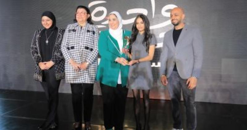 لدكتورة نيفين القباج وزيرة التضامن