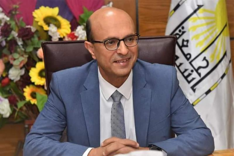 رئيس جامعة أسيوط 