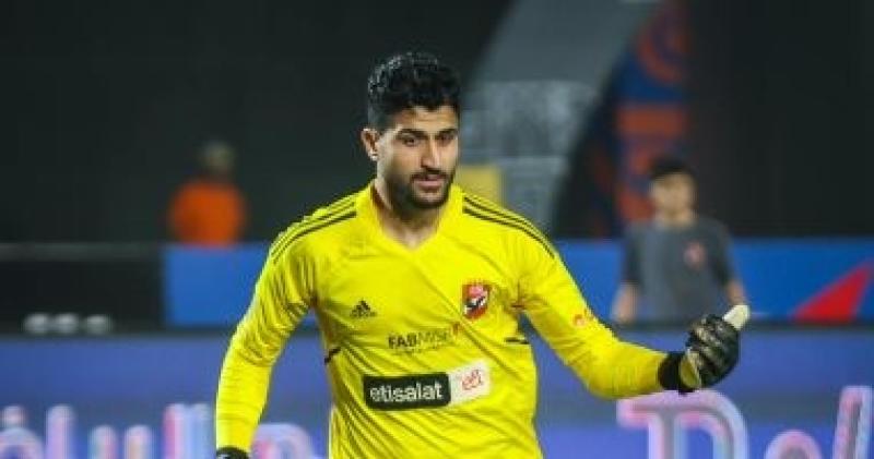على لطفي 
