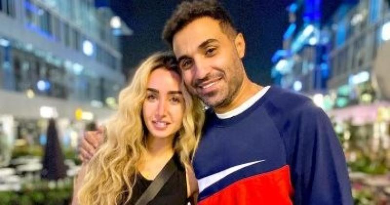 هنا الزاهد