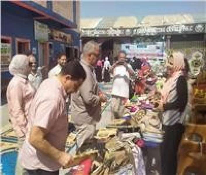 معرض للتراث والحرف اليدويه
