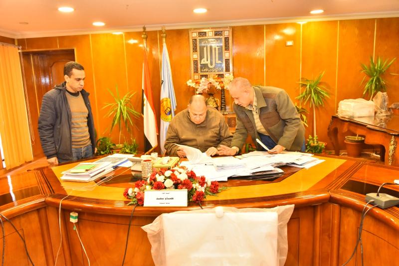 محافظ أسيوط 