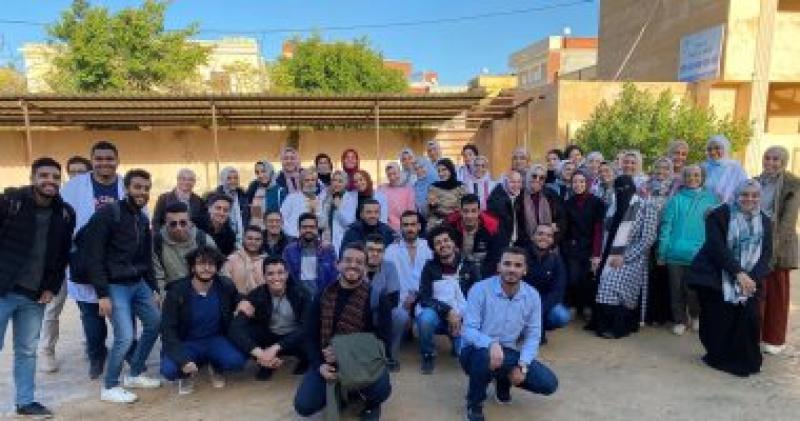 أعضاء القافلة