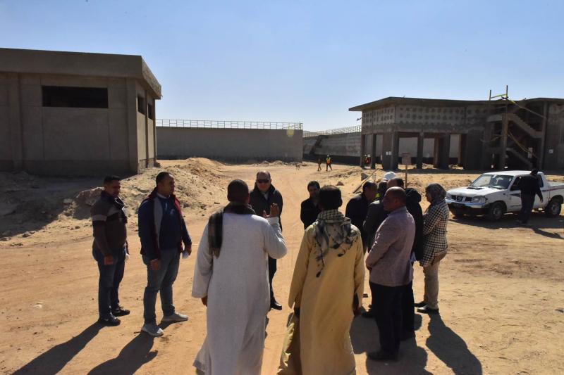 محافظ أسيوط 