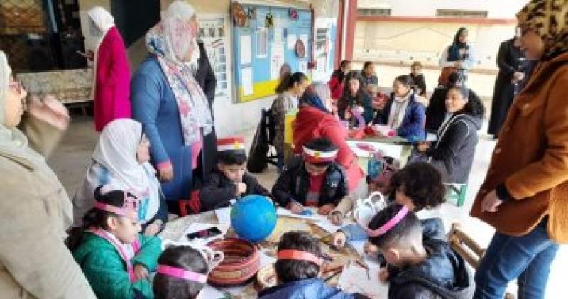 أنشطة تربوية بالمدارس