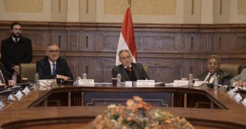 لجنة الإدارة المحلية