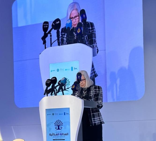 السفيرة هيفاء أبو غزالة 