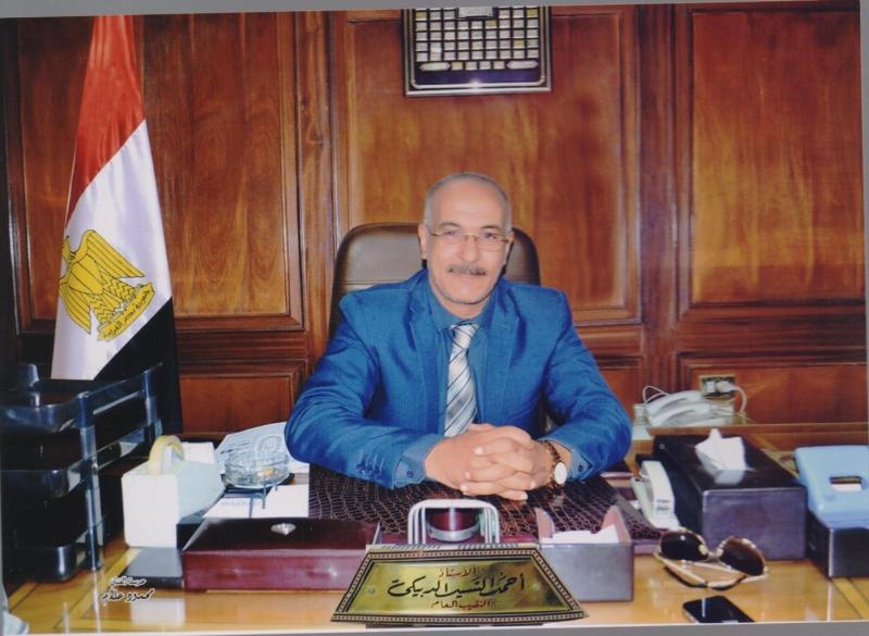 أحمد الدبيكى 