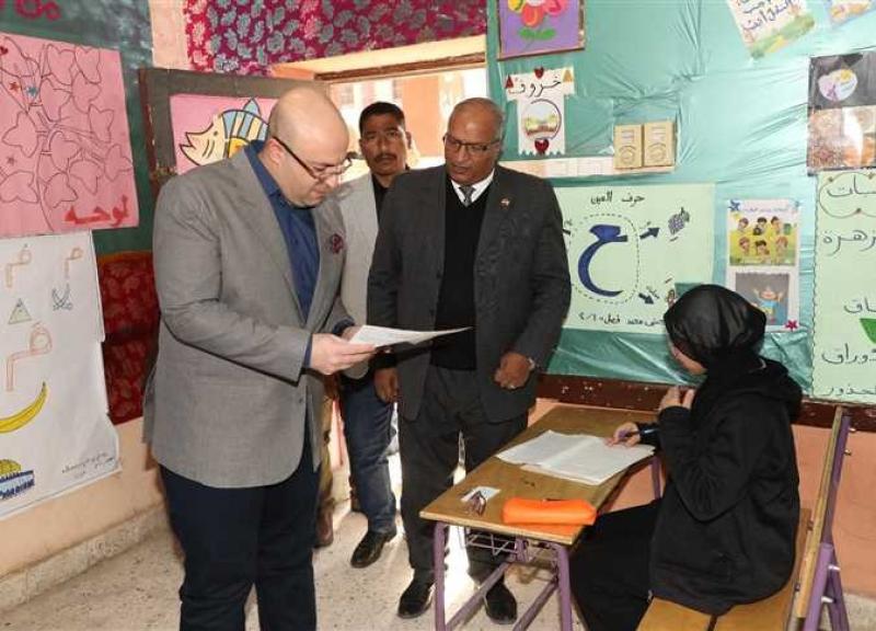 انتظام 100 ألف طالب وطالبة في الدراسة