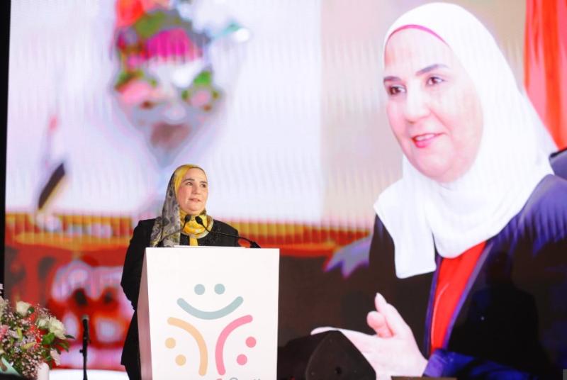  نيفين القباج