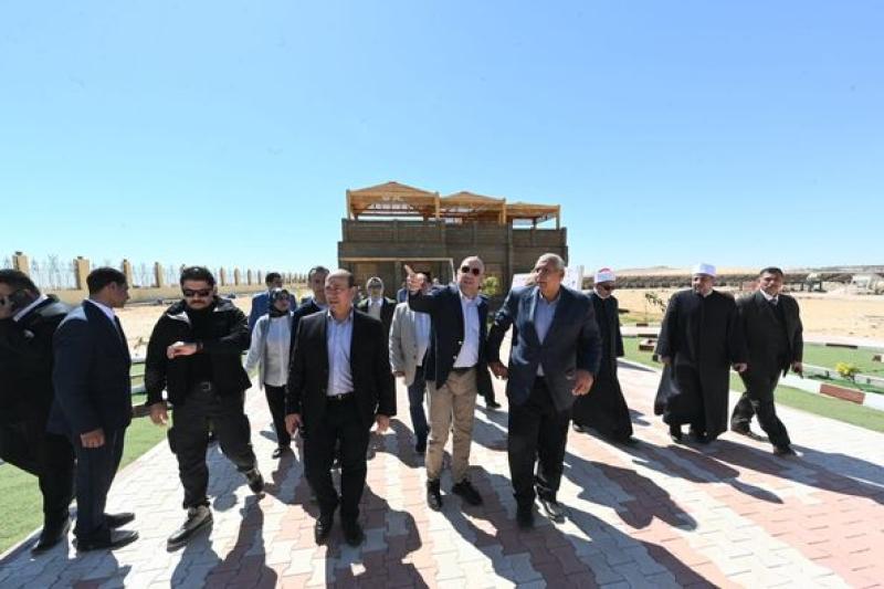 جولة وزير الإسكان 
