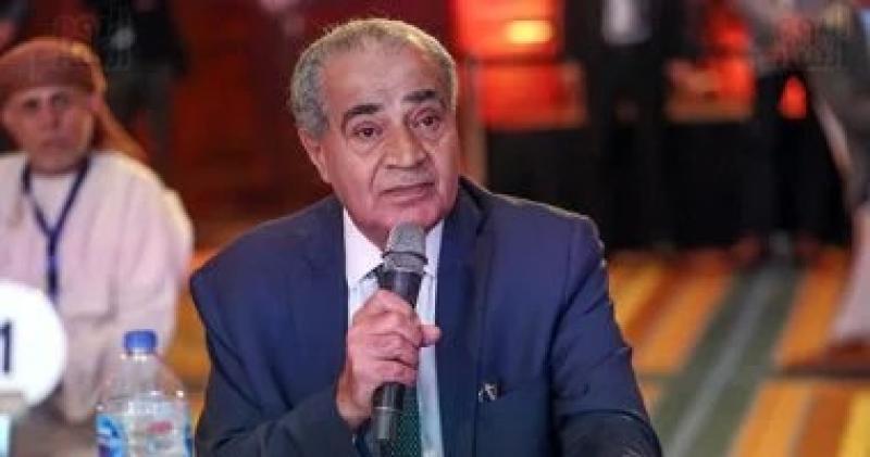 وزير التموين