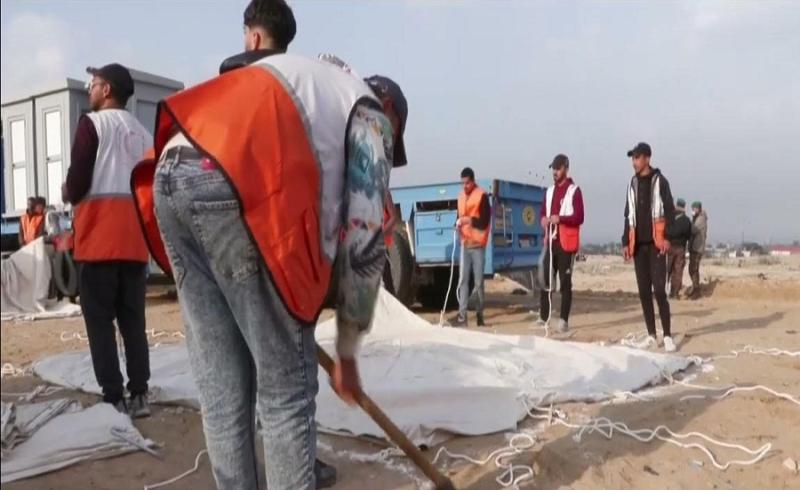 الهلال الأحمر المصري يقيم مخيما ثانيا بغزة
