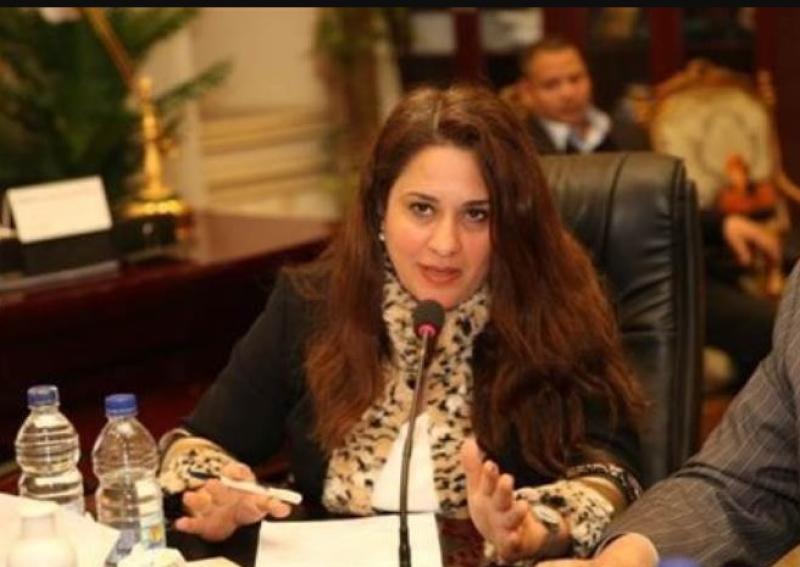  النائبة منال هلال
