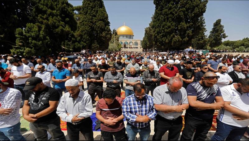 المصلين بالمسجد الأقصى 