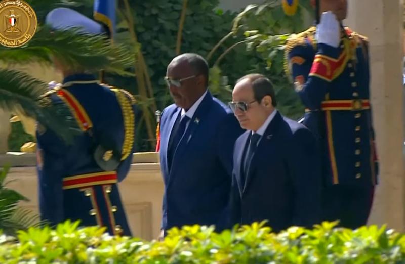 الرئيس السيسي يستقبل رئيس مجلس السيادة السوداني بقصر الاتحادية