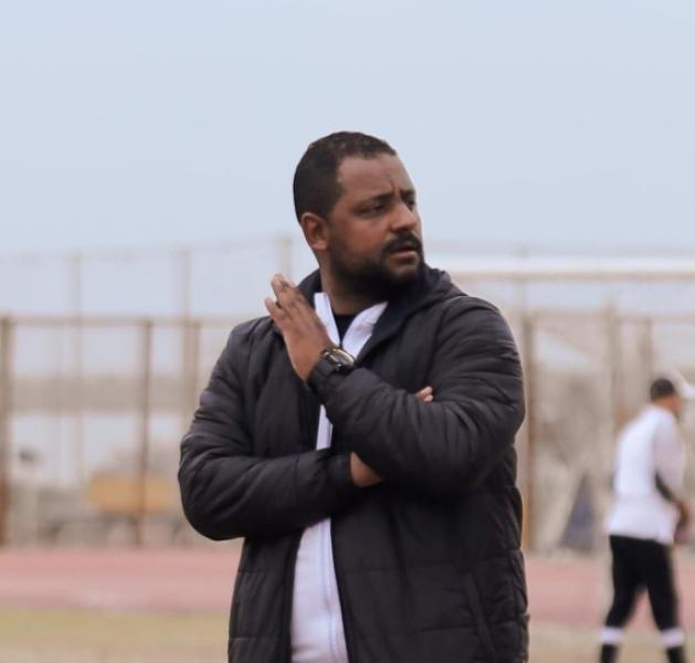 نور مكي المدير الفني للفريق