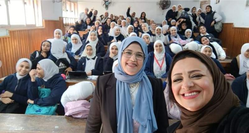 جانب من الندوة