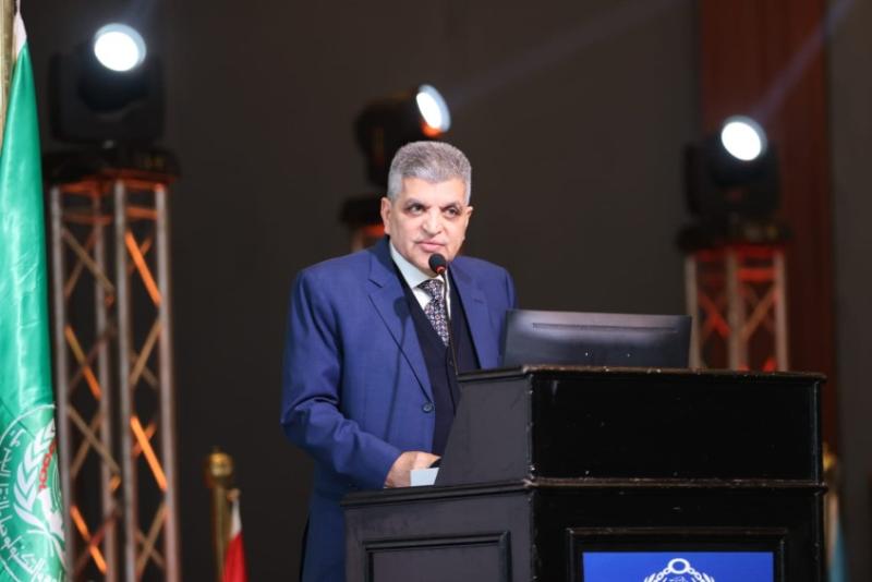 الفريق اسامة ربيع