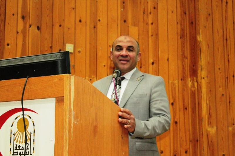 نائب رئيس جامعة 
