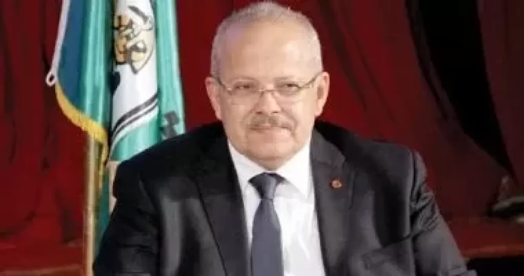 محمد الخشت رئيس جامعة القاهرة