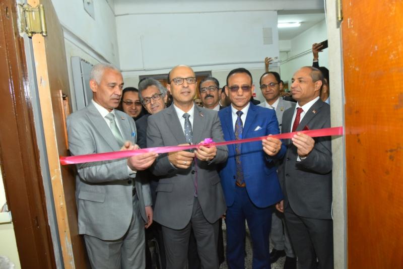 رئيس جامعة أسيوط 