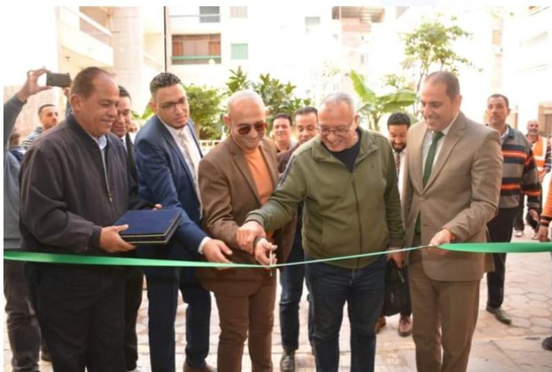 جانبمن الافتتاح 