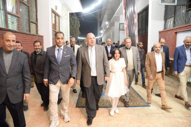 محافظ أسيوط 