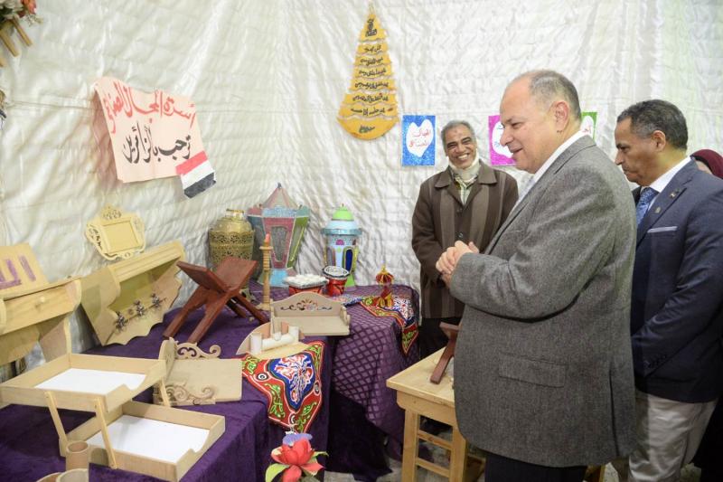 محافظ أسيوط 