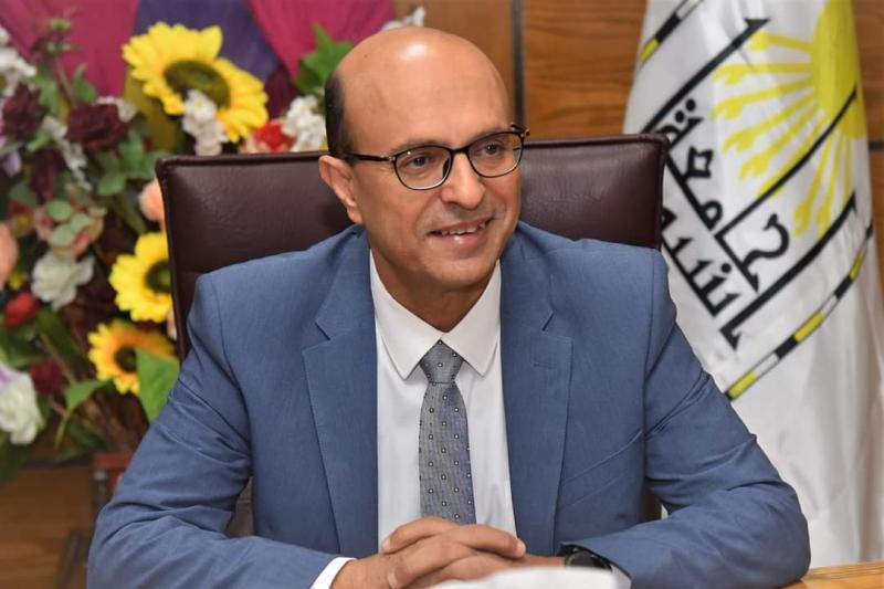 رئيس جامعة أسيوط 